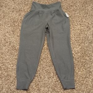 Old Navy powersoft women's gray high rise go dry joggers ankle length